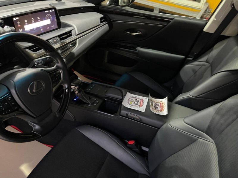 Lexus  ES 2018年新款Lexus ES200旗艦版內外漂亮 | 新北市汽車商業同業公會｜TACA優良車商聯盟｜中古、二手車買車賣車公會認證保固