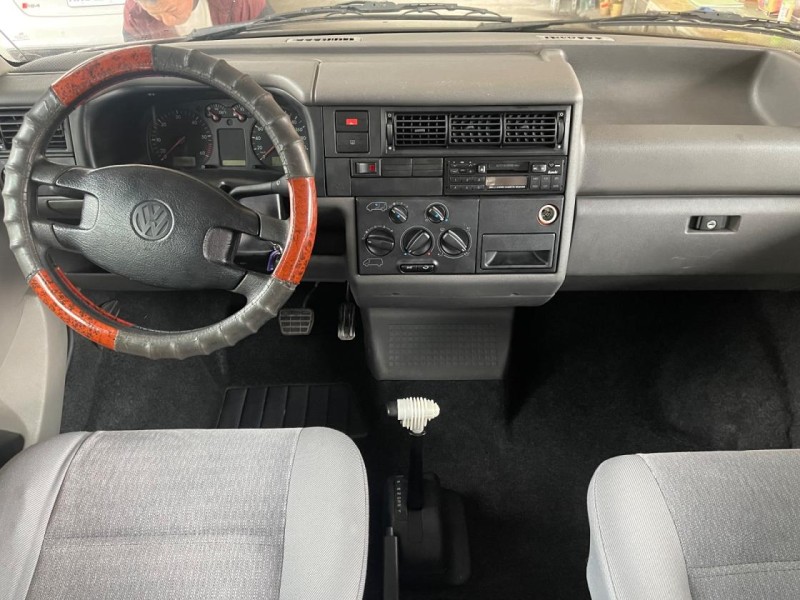 Volkswagen 福斯  T4 純跑11萬多公里9人坐很漂亮健康T4自排8人坐好車 | 新北市汽車商業同業公會｜TACA優良車商聯盟｜中古、二手車買車賣車公會認證保固