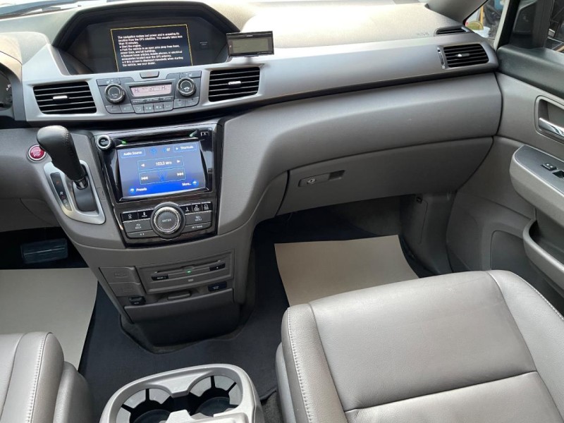 Honda  Odyssey Honda Odysse8人坐頂級版休旅車 | 新北市汽車商業同業公會｜TACA優良車商聯盟｜中古、二手車買車賣車公會認證保固