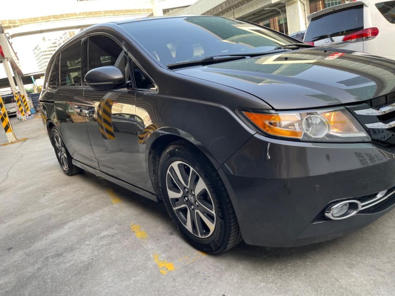 Honda  Odyssey Honda Odysse8人坐頂級版休旅車 | 新北市汽車商業同業公會｜TACA優良車商聯盟｜中古、二手車買車賣車公會認證保固