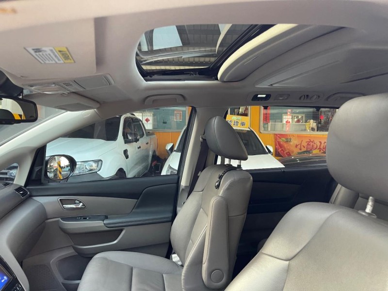 Honda  Odyssey Honda Odysse8人坐頂級版休旅車 | 新北市汽車商業同業公會｜TACA優良車商聯盟｜中古、二手車買車賣車公會認證保固