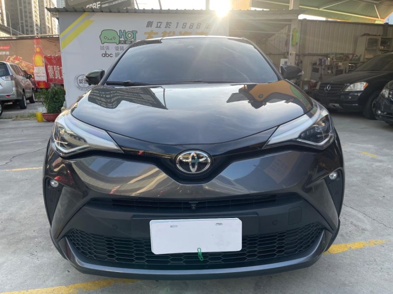 Toyota  C-HR 2021年認證保固CHR特價中 | 新北市汽車商業同業公會｜TACA優良車商聯盟｜中古、二手車買車賣車公會認證保固