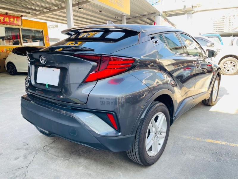 Toyota  C-HR 2021年認證保固CHR特價中 | 新北市汽車商業同業公會｜TACA優良車商聯盟｜中古、二手車買車賣車公會認證保固