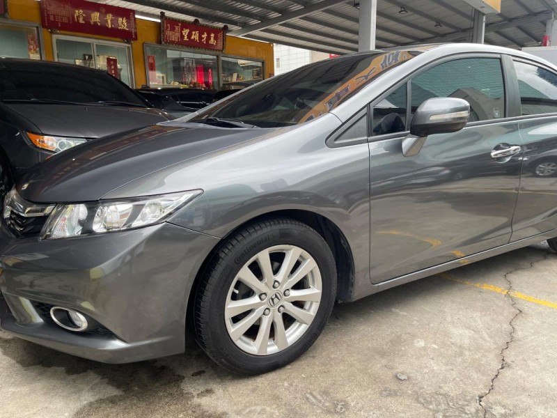 Honda  Civic 代步車首選civic有天窗vtis | 新北市汽車商業同業公會｜TACA優良車商聯盟｜中古、二手車買車賣車公會認證保固