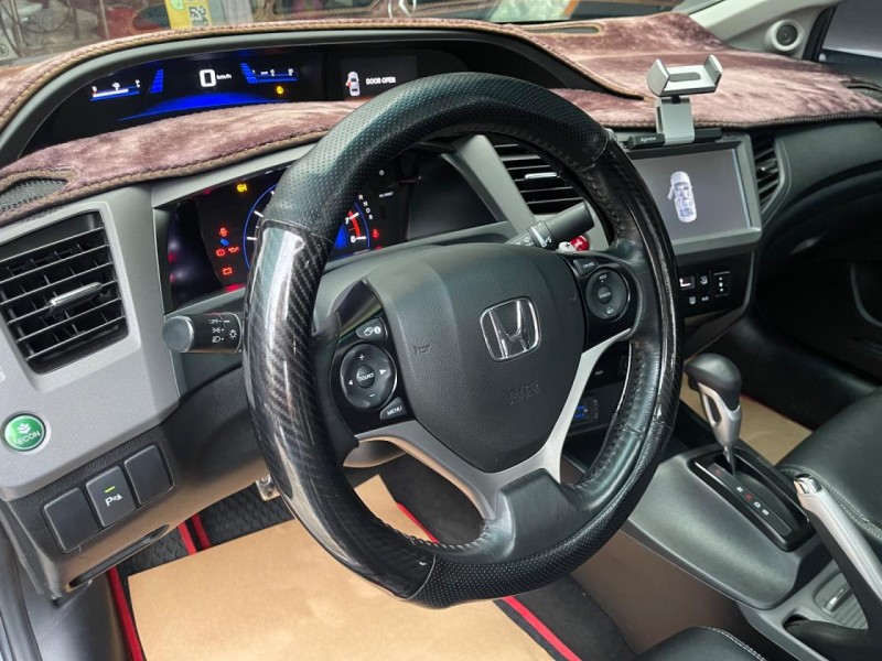 Honda  Civic 代步車首選civic有天窗vtis | 新北市汽車商業同業公會｜TACA優良車商聯盟｜中古、二手車買車賣車公會認證保固