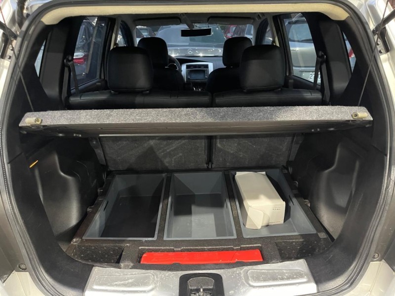 Nissan  Livina 5門大空間便宜代步車 | 新北市汽車商業同業公會｜TACA優良車商聯盟｜中古、二手車買車賣車公會認證保固