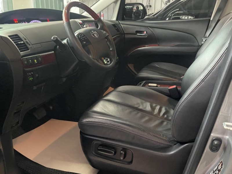 Toyota  Previa 超美7人坐previa旗艦款有環景 | 新北市汽車商業同業公會｜TACA優良車商聯盟｜中古、二手車買車賣車公會認證保固