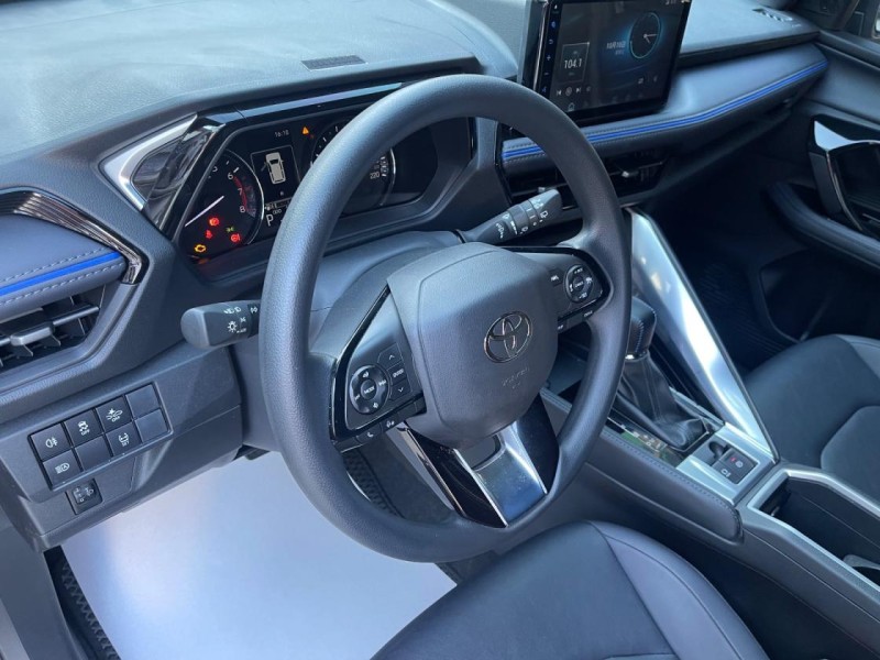 Toyota  YARIS CROSS 2024年如新車cp值超高小休旅新車保固中 | 新北市汽車商業同業公會｜TACA優良車商聯盟｜中古、二手車買車賣車公會認證保固