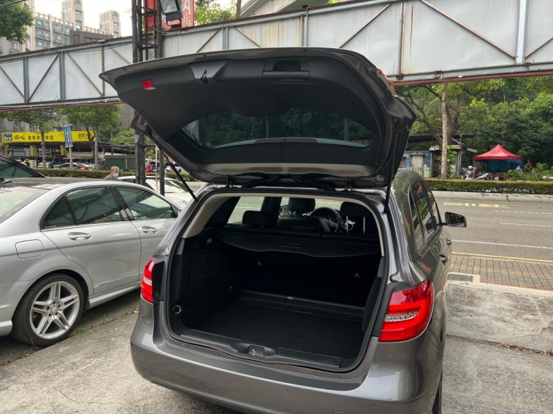 Mercedes-Benz/賓士   B-CLASS  B180 省油省稅 小車大空間 保證無泡水 無事故 認證車 | 新北市汽車商業同業公會｜TACA優良車商聯盟｜中古、二手車買車賣車公會認證保固