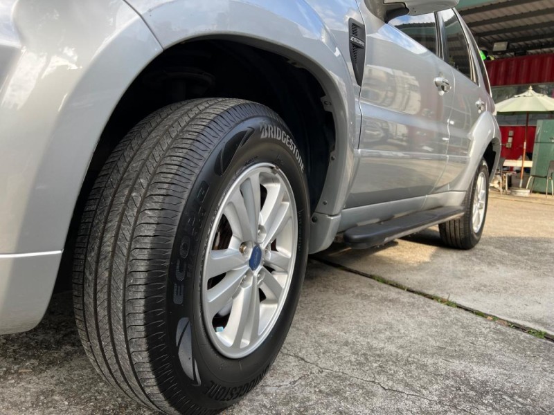 Ford/福特  Escape 2008年全新改款「天窗版」公里數極低 露營首選 保證無泡水無事故 | 新北市汽車商業同業公會｜TACA優良車商聯盟｜中古、二手車買車賣車公會認證保固