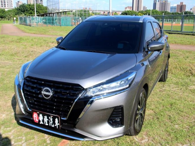 Nissan  Kicks {旗艦款 跑1.6萬 JBL}23年KICKS 1.6灰~豐隆嚴選0頭款低月付 | 新北市汽車商業同業公會｜TACA優良車商聯盟｜中古、二手車買車賣車公會認證保固