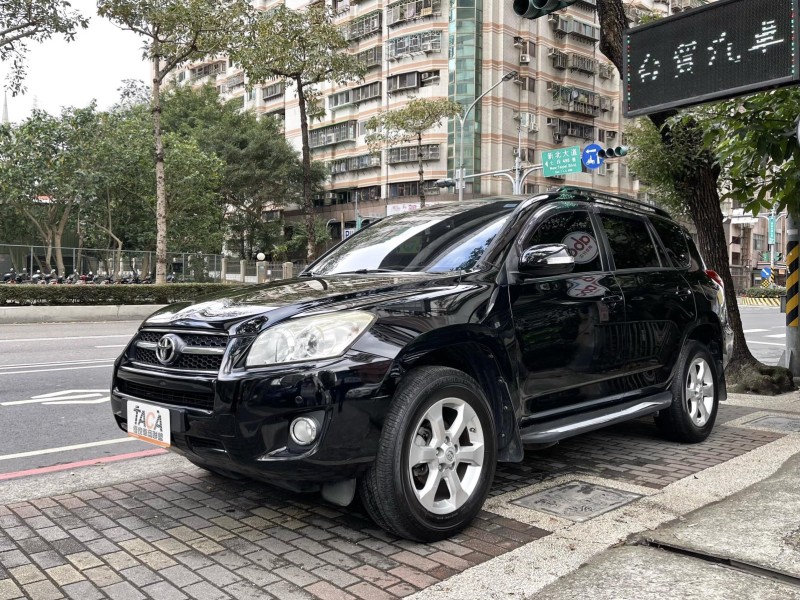 Toyota  RAV4 Toyota RAV4 2012款 2.4 E 黑色 | 新北市汽車商業同業公會｜TACA優良車商聯盟｜中古、二手車買車賣車公會認證保固