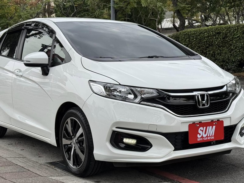 Honda  FIT 金鑽店~FIT 1.5頂級S版 ㄧ手車 里程保證4萬多公里 循跡防滑 胎壓監控 斜坡起步輔助 6安 免鑰啟動車門鎖 定速 恆溫空調 換檔撥片 原廠多功能大螢幕 導航 倒車影像 等多項配備！ | 新北市汽車商業同業公會｜TACA優良車商聯盟｜中古、二手車買車賣車公會認證保固