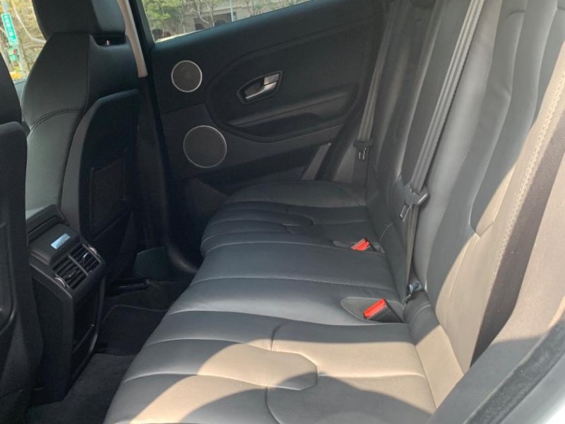Land Rover  Evoque 路華 2015 年 Land Rover Evoque 2.2 白色 ????  | 新北市汽車商業同業公會｜TACA優良車商聯盟｜中古、二手車買車賣車公會認證保固