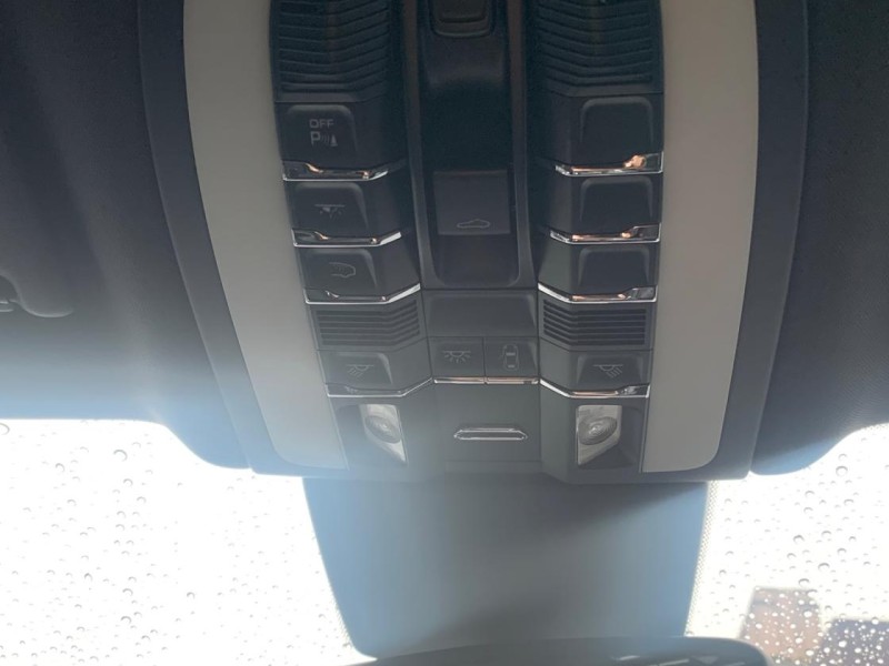 PORSCHE  Macan 2017麥肯s | 新北市汽車商業同業公會｜TACA優良車商聯盟｜中古、二手車買車賣車公會認證保固