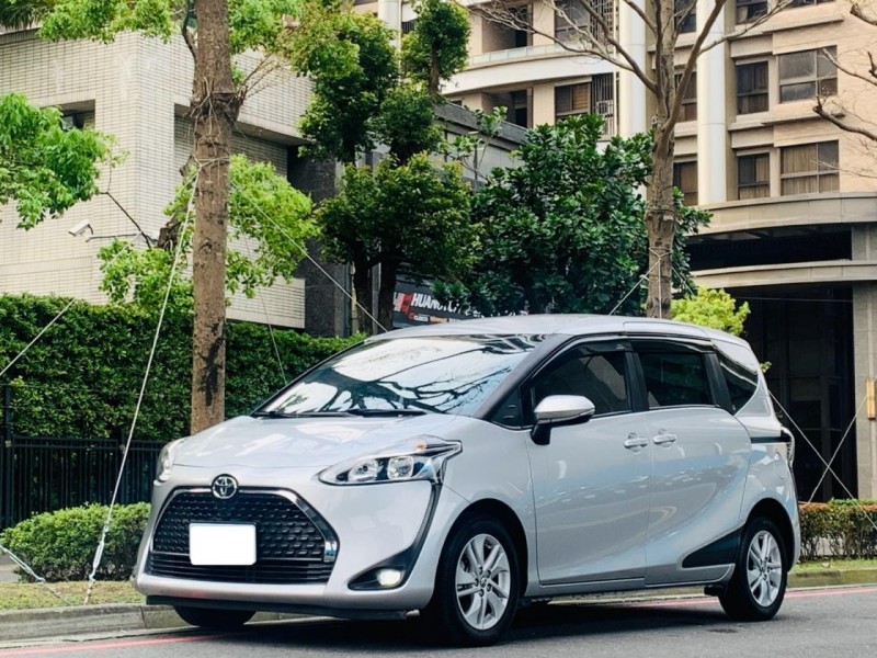 Toyota  SIENTA 2020年 Toyota Sienta 1.8 豪華+ 五人座 | 新北市汽車商業同業公會｜TACA優良車商聯盟｜中古、二手車買車賣車公會認證保固