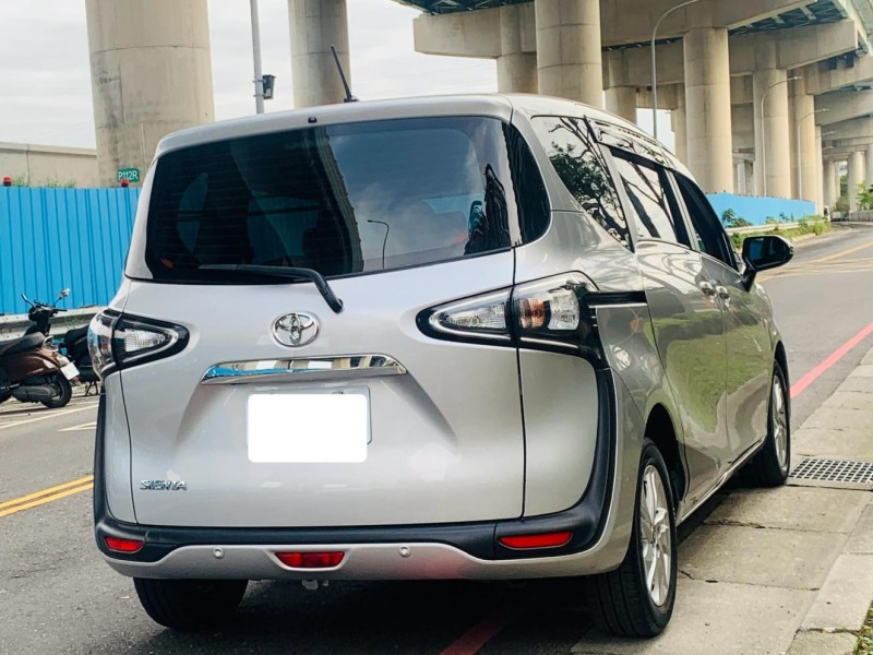 Toyota  SIENTA 2020年 Toyota Sienta 1.8 豪華+ 五人座 | 新北市汽車商業同業公會｜TACA優良車商聯盟｜中古、二手車買車賣車公會認證保固