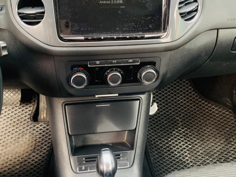 Volkswagen 福斯  Tiguan  2013 年福斯 Tiguan（帝觀） | 新北市汽車商業同業公會｜TACA優良車商聯盟｜中古、二手車買車賣車公會認證保固