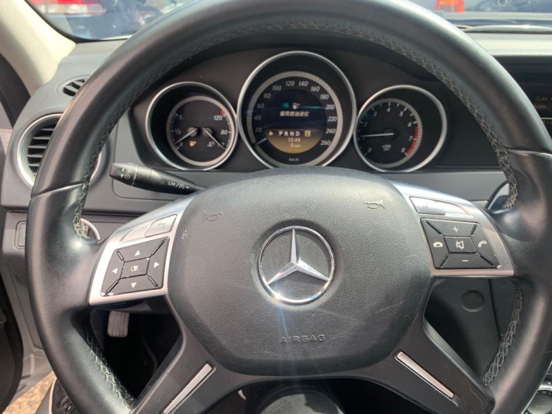 Mercedes-Benz/賓士   C-CLASS  C200 2012 年 Benz C200 實車實價 | 新北市汽車商業同業公會｜TACA優良車商聯盟｜中古、二手車買車賣車公會認證保固