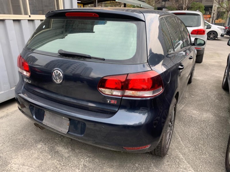 Volkswagen 福斯  Golf 德系小鋼炮 | 新北市汽車商業同業公會｜TACA優良車商聯盟｜中古、二手車買車賣車公會認證保固