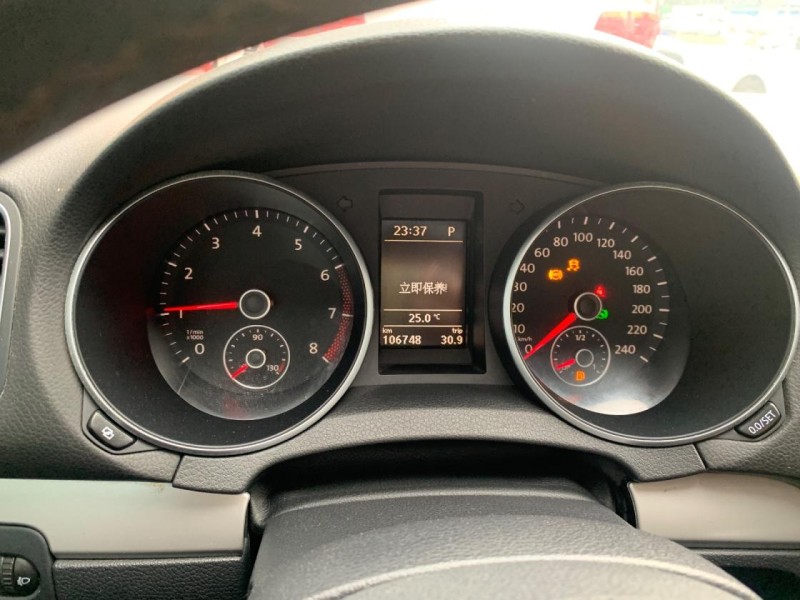 Volkswagen 福斯  Golf 德系小鋼炮 | 新北市汽車商業同業公會｜TACA優良車商聯盟｜中古、二手車買車賣車公會認證保固