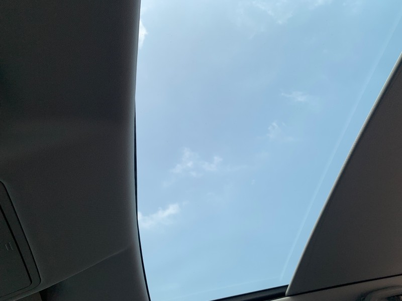 Land Rover  Discovery  2018 年 Land Rover Discovery 2.0 灰色  | 新北市汽車商業同業公會｜TACA優良車商聯盟｜中古、二手車買車賣車公會認證保固