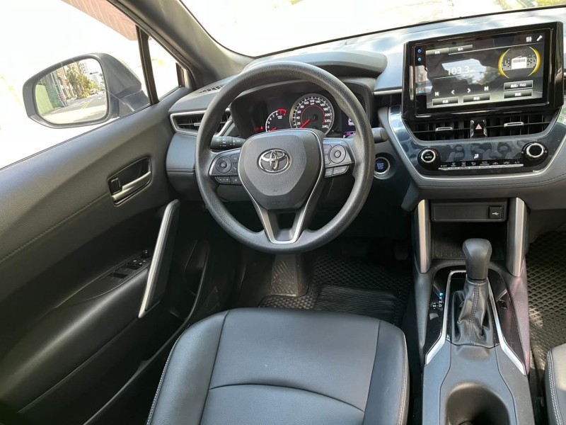 Toyota  Corolla Cross 2021年  TOYOTA  COROLLA  CROSS  豪華版   熱騰騰剛入庫國民神車  | 新北市汽車商業同業公會｜TACA優良車商聯盟｜中古、二手車買車賣車公會認證保固