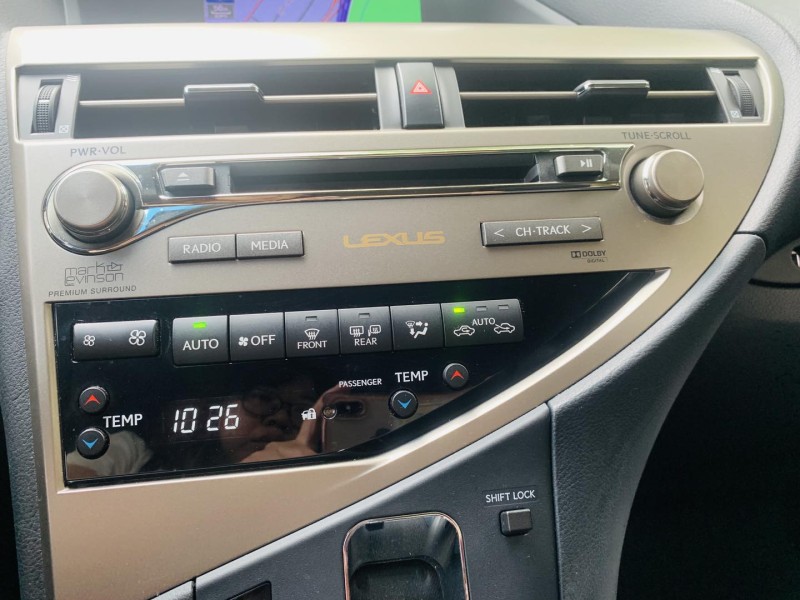 Lexus  RX Lexus RX450h 混合動力旗艦休旅 | 新北市汽車商業同業公會｜TACA優良車商聯盟｜中古、二手車買車賣車公會認證保固