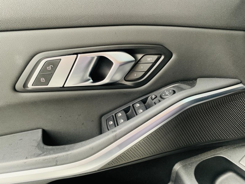  2019年 BMW 330i 2.0T 白色Luxury G20型  | 新北市汽車商業同業公會｜TACA優良車商聯盟｜中古、二手車買車賣車公會認證保固