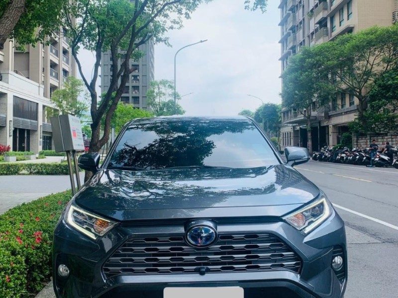 Toyota  RAV4 【熱賣中】2021年 Toyota RAV4 油電 加配   | 新北市汽車商業同業公會｜TACA優良車商聯盟｜中古、二手車買車賣車公會認證保固