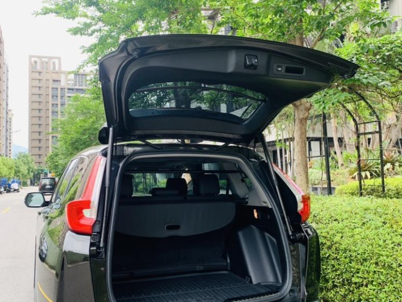 Honda  CR-V ????【熱銷日系休旅首選】 ????2018年 Honda CR-V 1.5  S版 | 新北市汽車商業同業公會｜TACA優良車商聯盟｜中古、二手車買車賣車公會認證保固