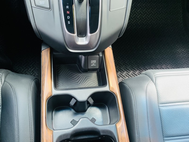 Honda  CR-V ????【熱銷日系休旅首選】 ????2018年 Honda CR-V 1.5  S版 | 新北市汽車商業同業公會｜TACA優良車商聯盟｜中古、二手車買車賣車公會認證保固