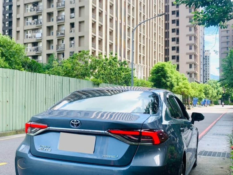 Toyota  Altis ????高CP值省油房車???? 《油電混合動力，經濟耐用選擇》 | 新北市汽車商業同業公會｜TACA優良車商聯盟｜中古、二手車買車賣車公會認證保固