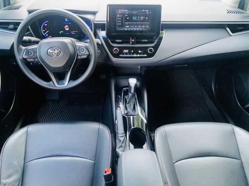 Toyota  Altis ????高CP值省油房車???? 《油電混合動力，經濟耐用選擇》 | 新北市汽車商業同業公會｜TACA優良車商聯盟｜中古、二手車買車賣車公會認證保固
