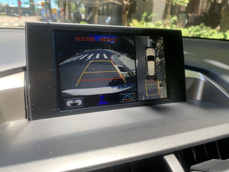 Lexus  NX ✨高質感日系豪華休旅✨ ????稀有釋出，白色車身＋渦輪動力，帥氣又好開！ ???? 出售：2017年 Lexus NX200t  | 新北市汽車商業同業公會｜TACA優良車商聯盟｜中古、二手車買車賣車公會認證保固