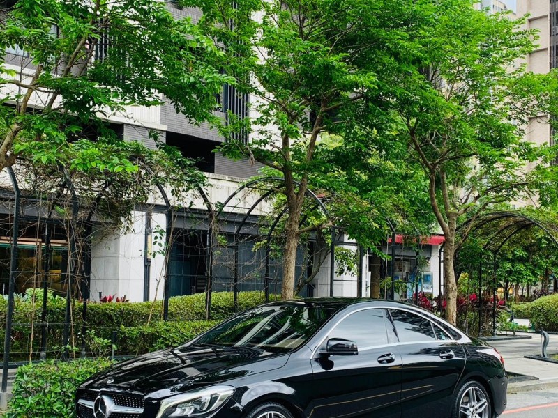 Mercedes-Benz/賓士   CLA-CLASS  CLA250 【熱賣中】2018年式 Benz CLA250 AMG黑武士現身！ | 新北市汽車商業同業公會｜TACA優良車商聯盟｜中古、二手車買車賣車公會認證保固