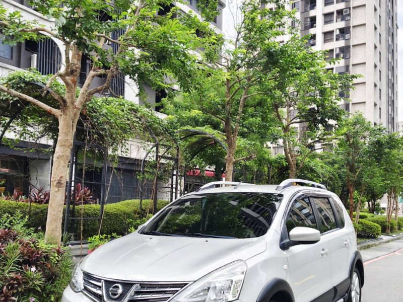 Nissan  Grand Livina 【小資代步首選????超低里程只跑42,000km】 出售：2018年 Lavinia 樂維娜 1.6 銀色款 | 新北市汽車商業同業公會｜TACA優良車商聯盟｜中古、二手車買車賣車公會認證保固