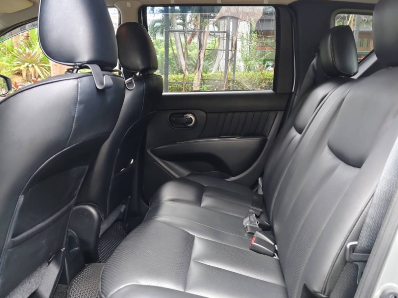 Nissan  Grand Livina 【小資代步首選????超低里程只跑42,000km】 出售：2018年 Lavinia 樂維娜 1.6 銀色款 | 新北市汽車商業同業公會｜TACA優良車商聯盟｜中古、二手車買車賣車公會認證保固