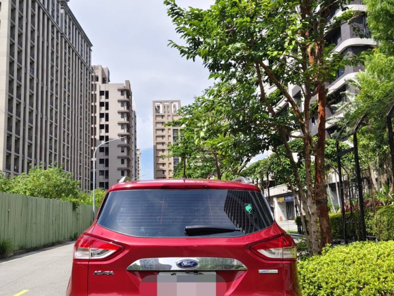Ford/福特  Kuga 【高C/P值入門休旅｜空間夠 × 安全高 × 價格甜】 出售：2016年 Ford Kuga 1.5L EcoBoost 汽油渦輪 | 新北市汽車商業同業公會｜TACA優良車商聯盟｜中古、二手車買車賣車公會認證保固