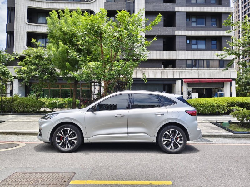 Ford/福特  Kuga ????熱血駕馭 × 全能休旅???? ???? 2022年 Ford Kuga ST Line X AWD 四輪驅動版登場！ | 新北市汽車商業同業公會｜TACA優良車商聯盟｜中古、二手車買車賣車公會認證保固