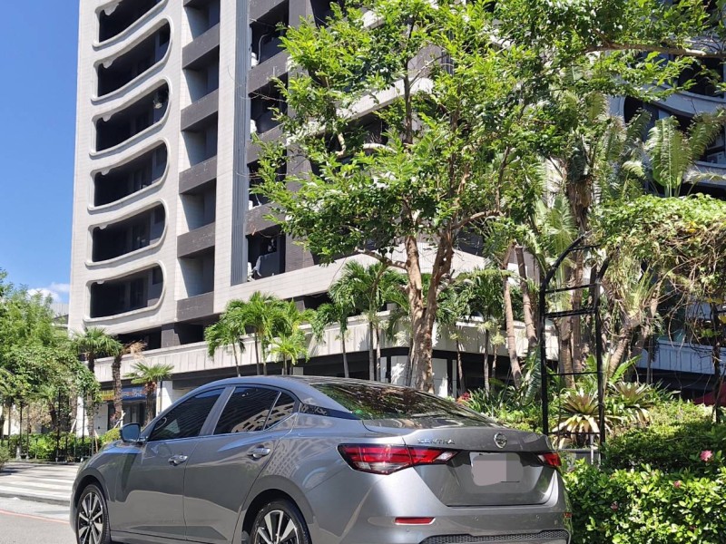 Nissan  Sentra ???? 近新車釋出！2024 Nissan Sentra 尊爵智駕版 ???? | 新北市汽車商業同業公會｜TACA優良車商聯盟｜中古、二手車買車賣車公會認證保固