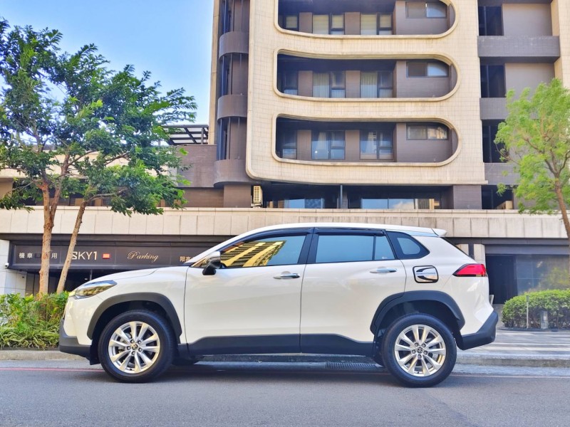 Toyota  Corolla Cross ???????? 超人氣休旅首選 ???????? ✨ 2022年 Toyota Corolla Cross 汽油尊爵 ✨ | 新北市汽車商業同業公會｜TACA優良車商聯盟｜中古、二手車買車賣車公會認證保固