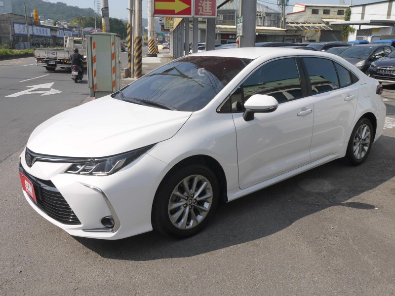 Toyota  Altis 僅跑3萬 里程保證 ACC全速域跟車 車道偏移 恆溫空調 圓場影音 ALTIS | 新北市汽車商業同業公會｜TACA優良車商聯盟｜中古、二手車買車賣車公會認證保固