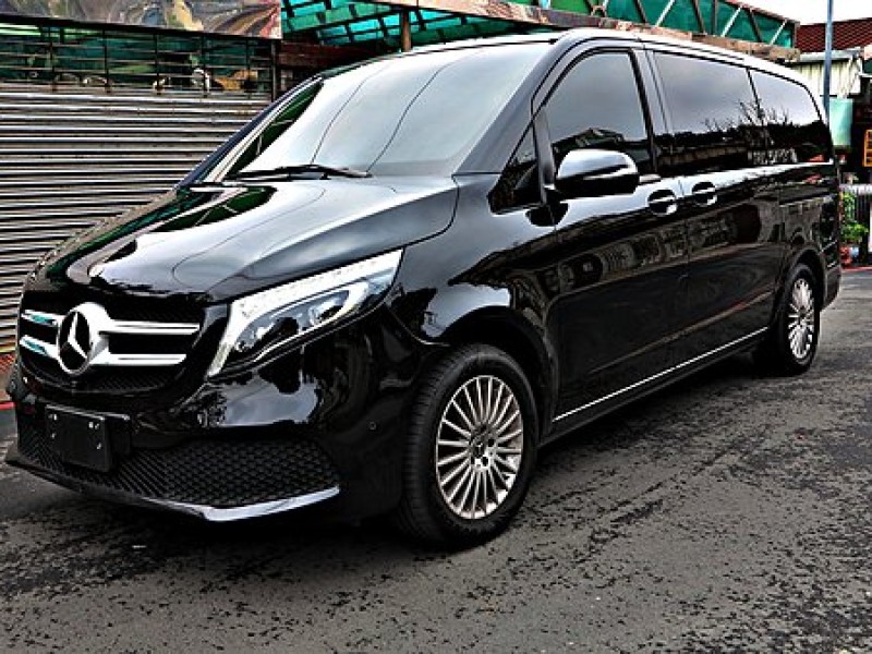Mercedes-Benz/賓士   V-CLASS  V250d Benz (總代理)  V250d  2020年 跑30000公里 可認證 | 新北市汽車商業同業公會｜TACA優良車商聯盟｜中古、二手車買車賣車公會認證保固