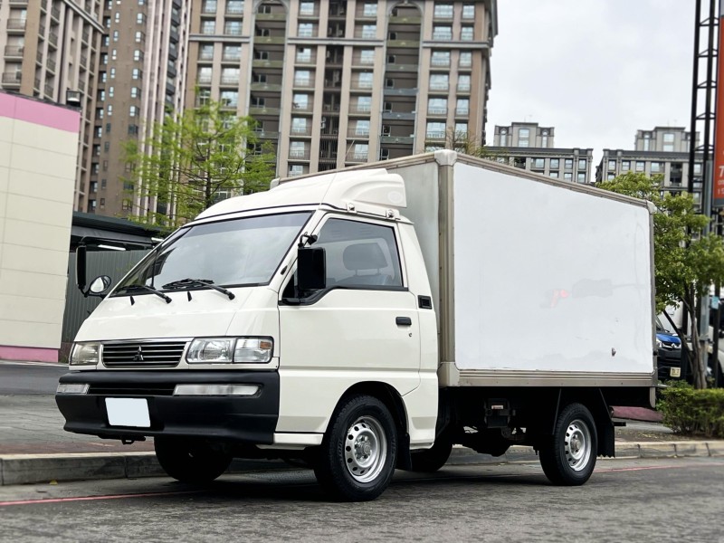 Mitsubishi  Delica 2010 Mitsubishi Delica 得利卡 2.4 箱子 全車如新 車況超讚 只跑13萬 三菱 貨車 商用車 | 新北市汽車商業同業公會｜TACA優良車商聯盟｜中古、二手車買車賣車公會認證保固