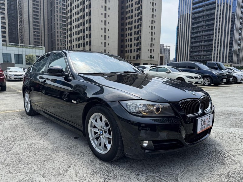 BMW/ 寶馬  3 SERIES  320i 跑6萬保證 車況氣質優 HID頭燈 導航搜尋：明旺汽車 | 新北市汽車商業同業公會｜TACA優良車商聯盟｜中古、二手車買車賣車公會認證保固