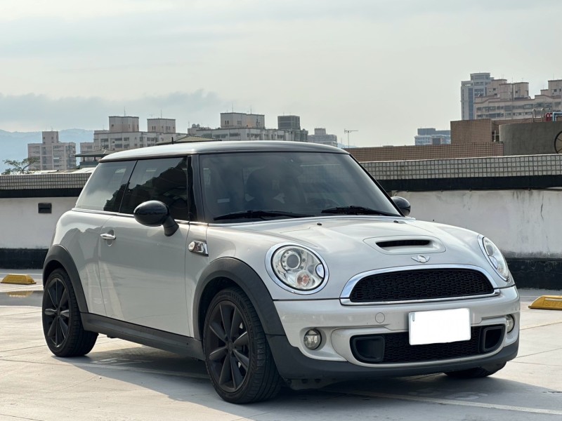 MINI  Cooper S 2012 Mini cooper S | 新北市汽車商業同業公會｜TACA優良車商聯盟｜中古、二手車買車賣車公會認證保固