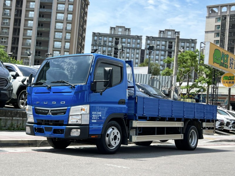 Mitsubishi  Canter 《只跑6萬公里》2023 Mitsubishi Canter 3.0 14尺 鋪花板 一手車 原廠保養 貨車 商用 堅達 | 新北市汽車商業同業公會｜TACA優良車商聯盟｜中古、二手車買車賣車公會認證保固
