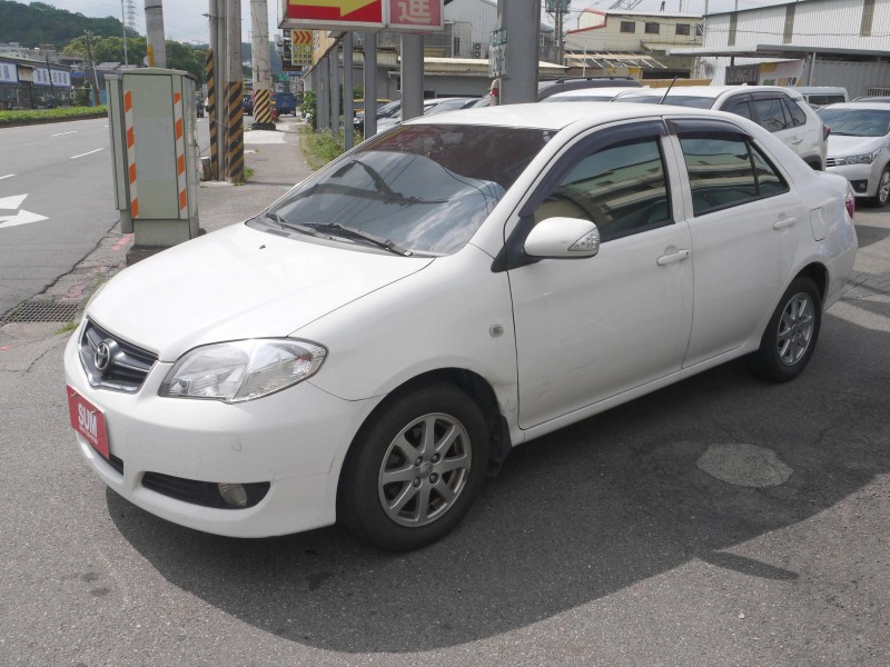 Toyota  Vios 僅跑8萬 里程保證 E版 黑內裝 安卓影音 省油 好開 優質好車 VIOS 1.5 | 新北市汽車商業同業公會｜TACA優良車商聯盟｜中古、二手車買車賣車公會認證保固