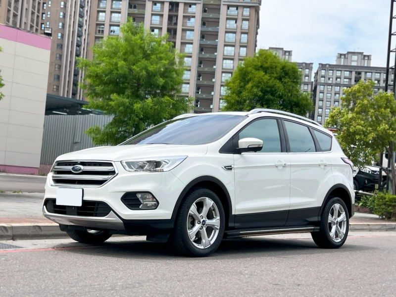 Ford/福特  Kuga 《原廠保固內》2020 Ford Kuga 1.5頂級款 超低里程 只跑5萬 原廠保養 可認證 全車如新 福特 休旅車 | 新北市汽車商業同業公會｜TACA優良車商聯盟｜中古、二手車買車賣車公會認證保固